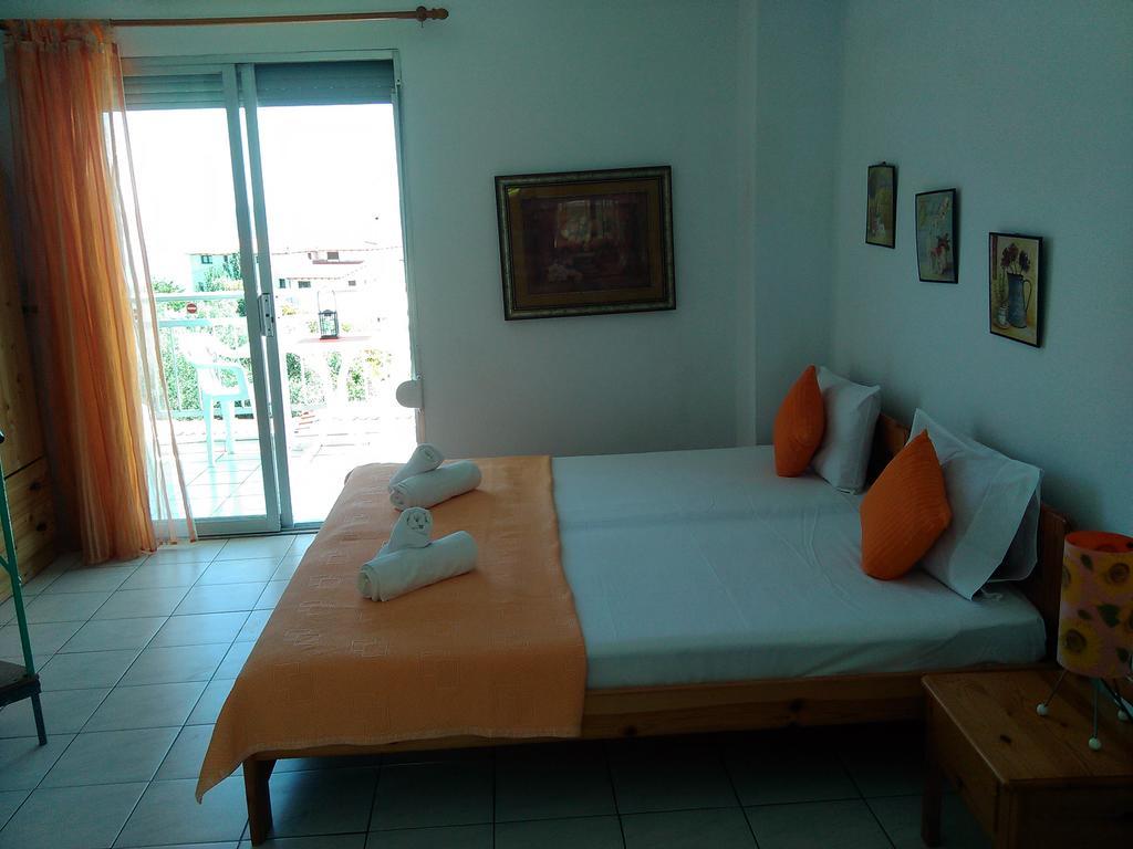House Mantesos Appartement Koinira Buitenkant foto